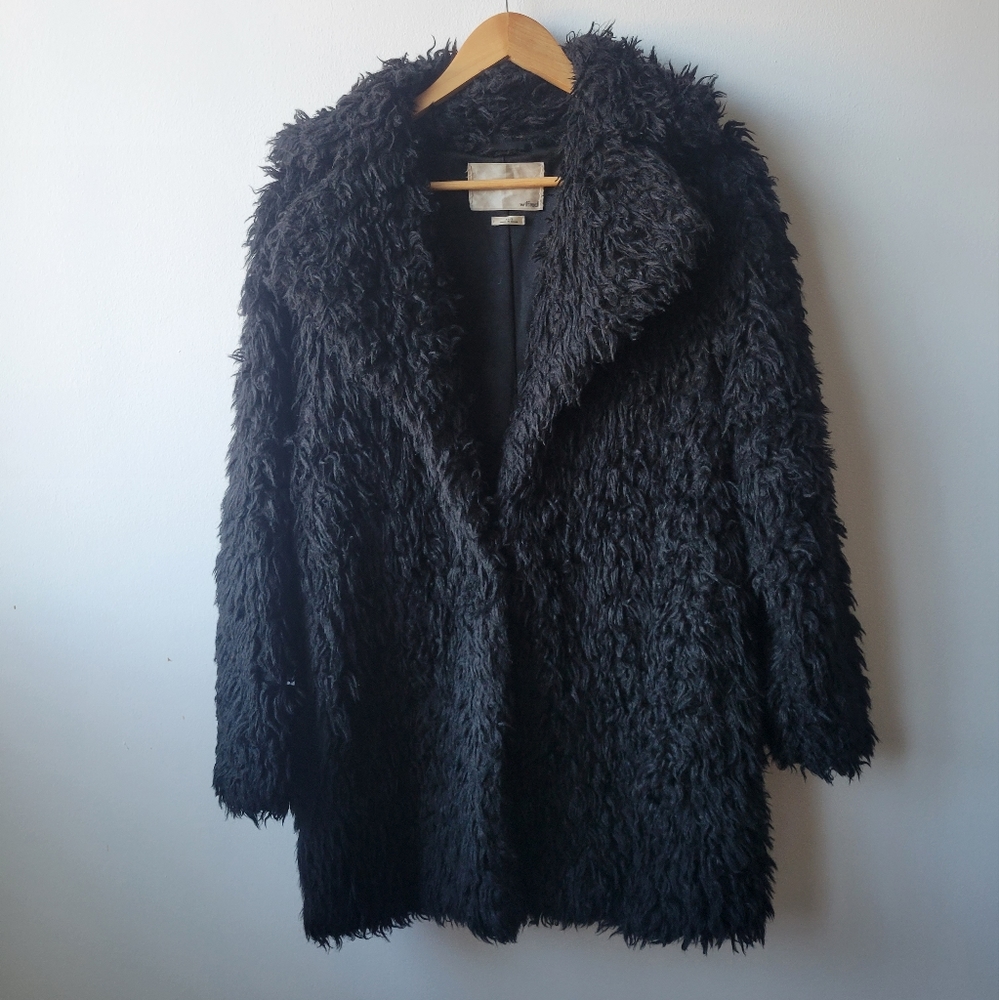 Aritzia (Wilfred) shaggy boho faux fur coat - XS/S